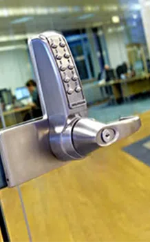 Sherwood Locksmith Service Sherwood, OR 503-433-9152 - com-02